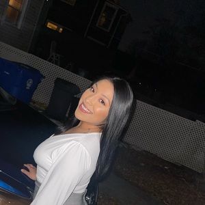 Meet your Posher, Aracely